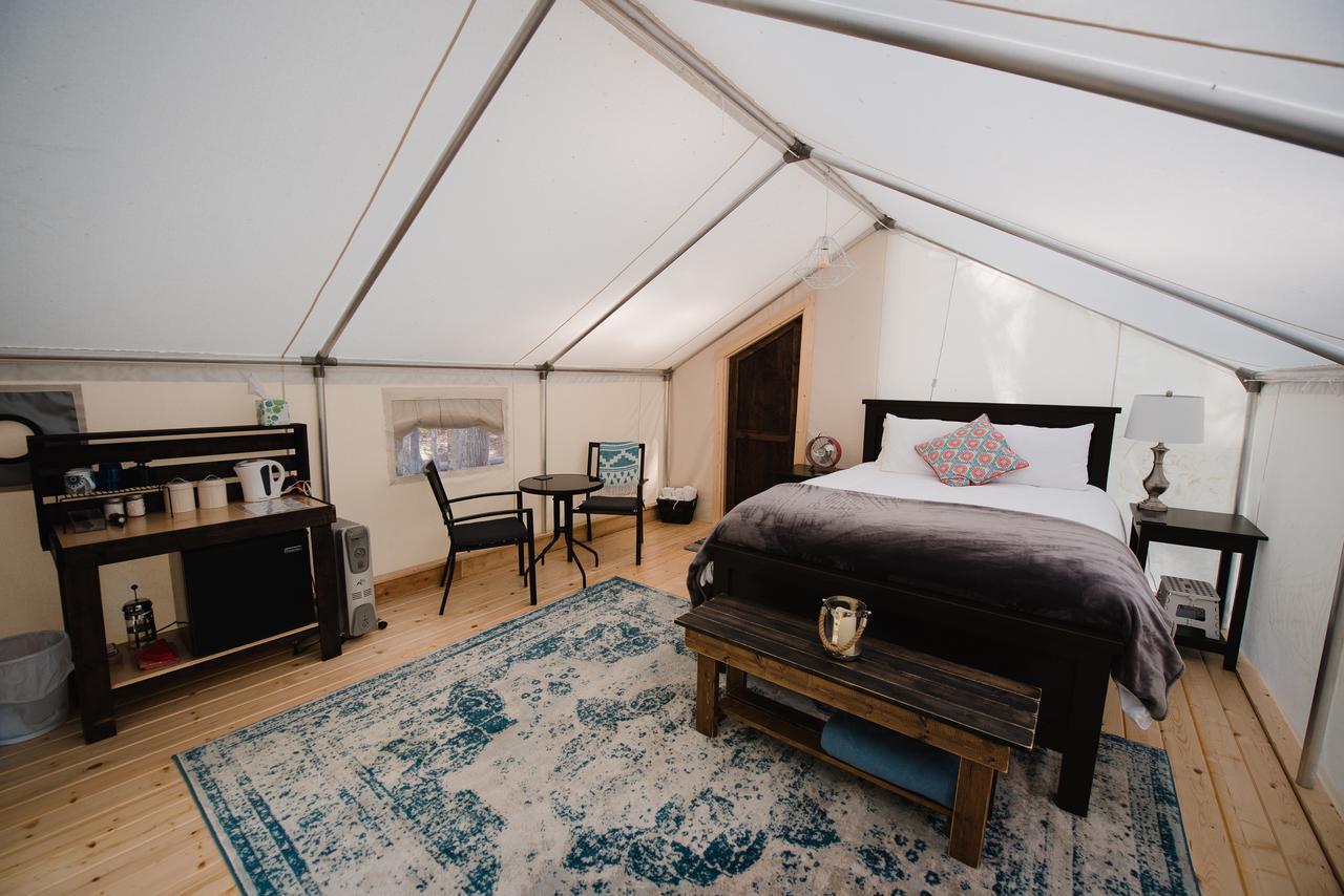 Cedar Haven Cabins And Resort Клиъруотър Екстериор снимка
