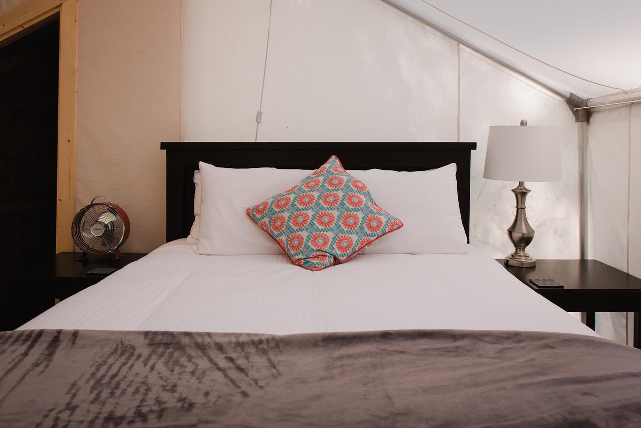 Cedar Haven Cabins And Resort Клиъруотър Екстериор снимка